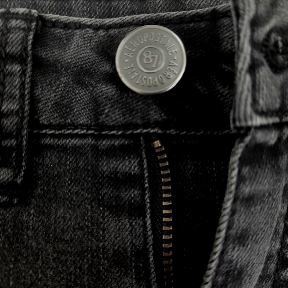 Aeropostale Women Ripped Style High-Rise Black Denim Shorts - Picture 4 of 10